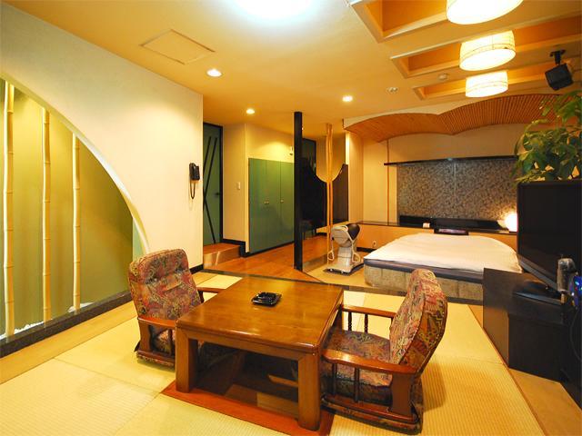 Hotel Rr (Adults Only) Yokkaichi Ngoại thất bức ảnh
